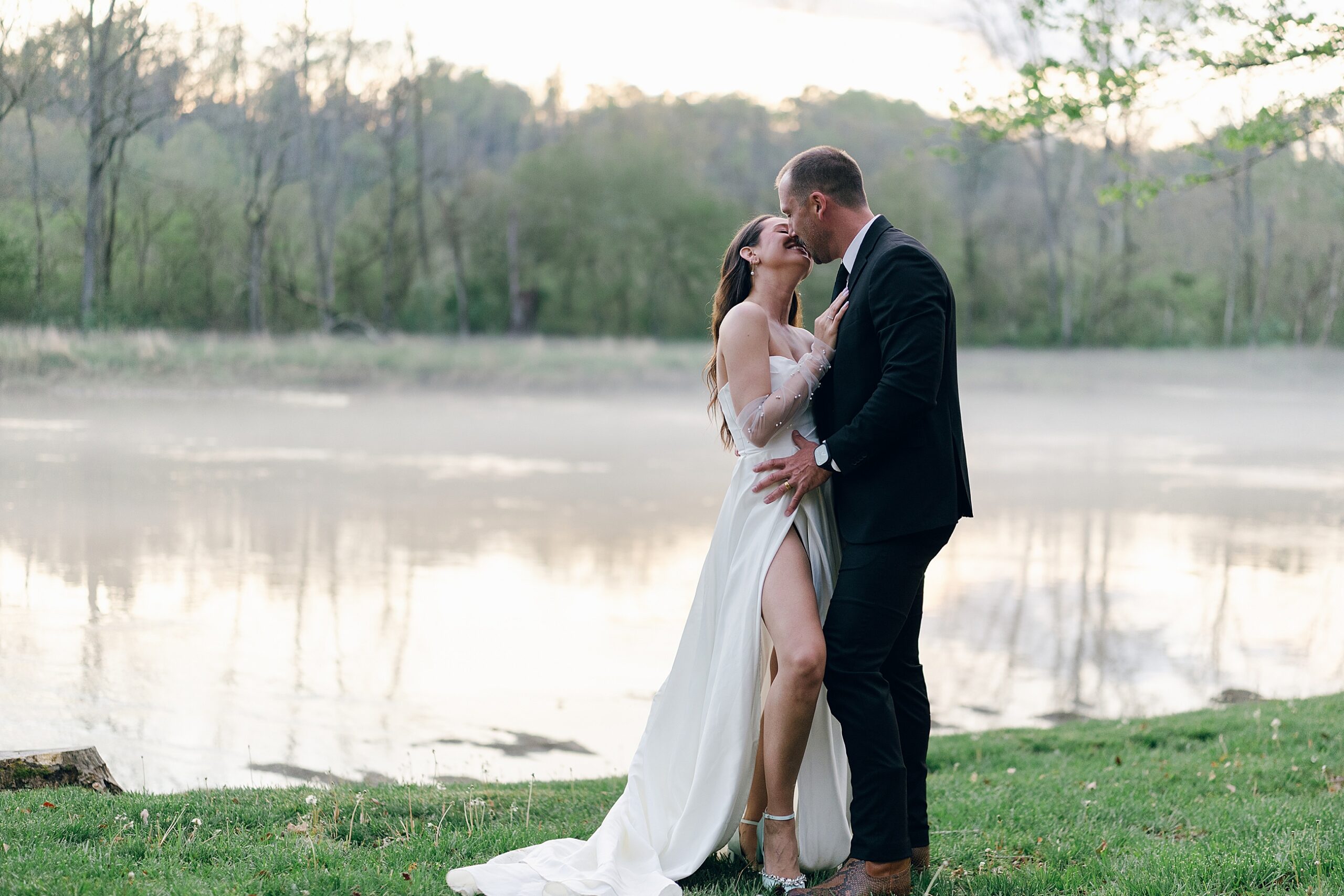 elopement at tailwaters lodge bristol tennessee